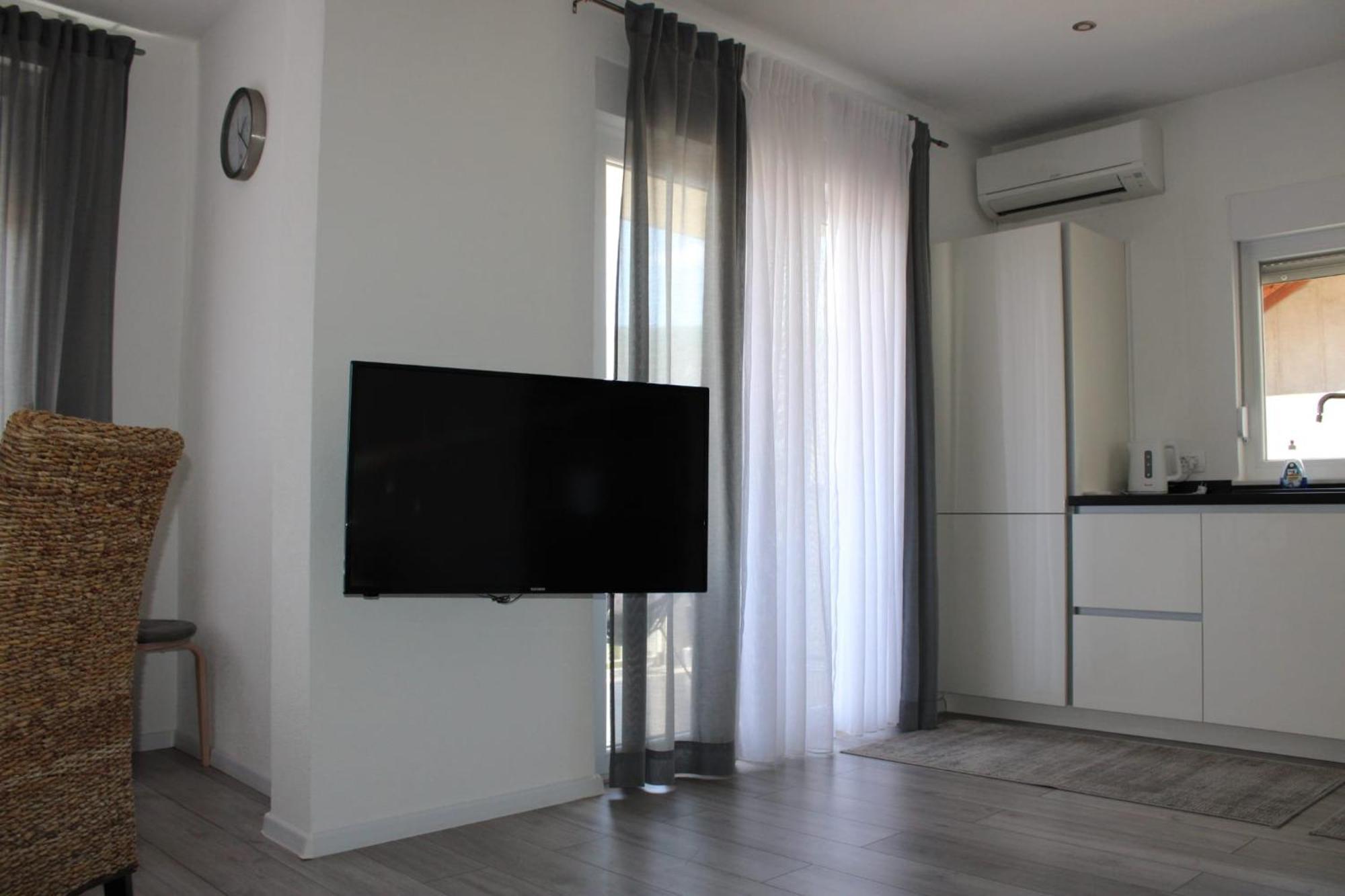 Apartment Merry - Free Garage & Parking Mostar Eksteriør bilde